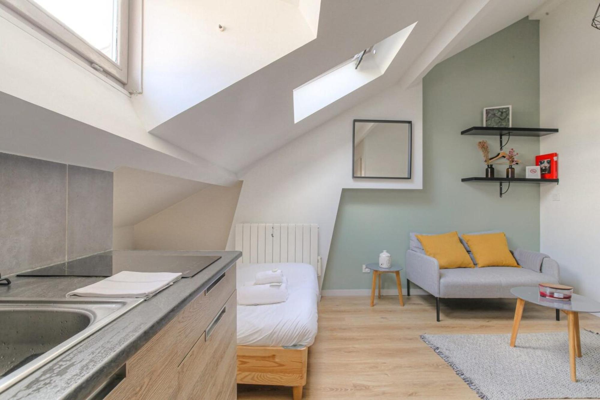 Cosy Pour Un Week-End Ou Deplacement Pro Lyon Luaran gambar